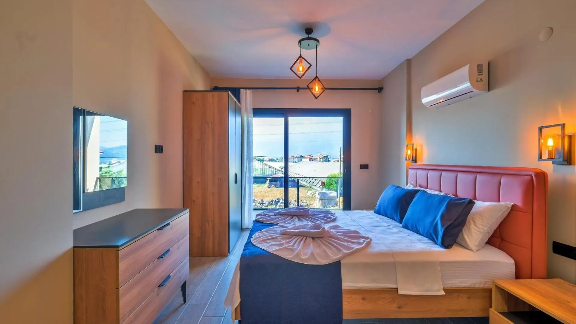 Fethiye 4 Bedroom Villa - 3047